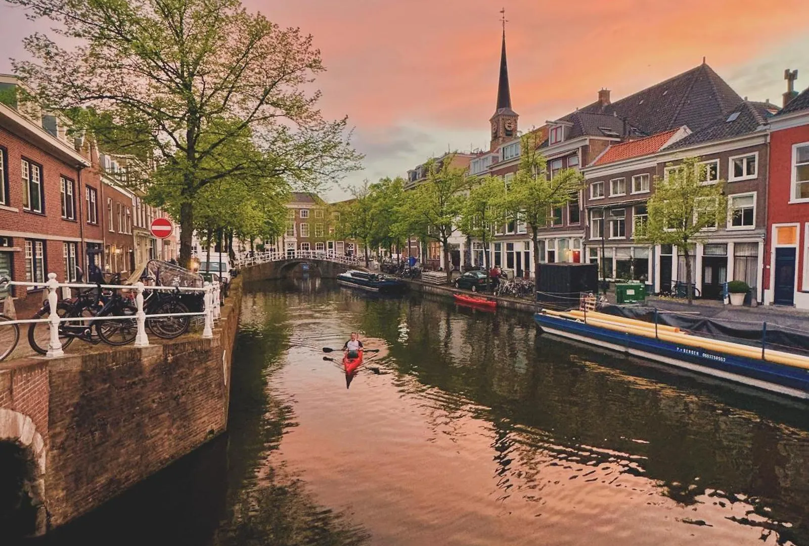 Kolkside Studio Delft 0*,